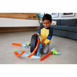 MATTEL Hot Wheels Dönen Tekerlek Macerası Yarış Seti
